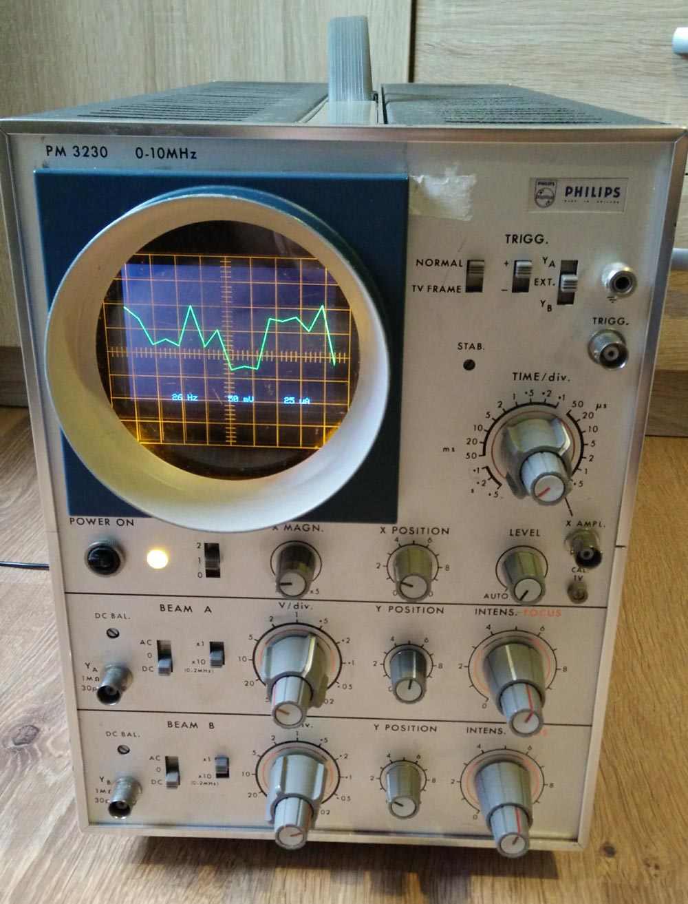 Finished brain wave generator prop